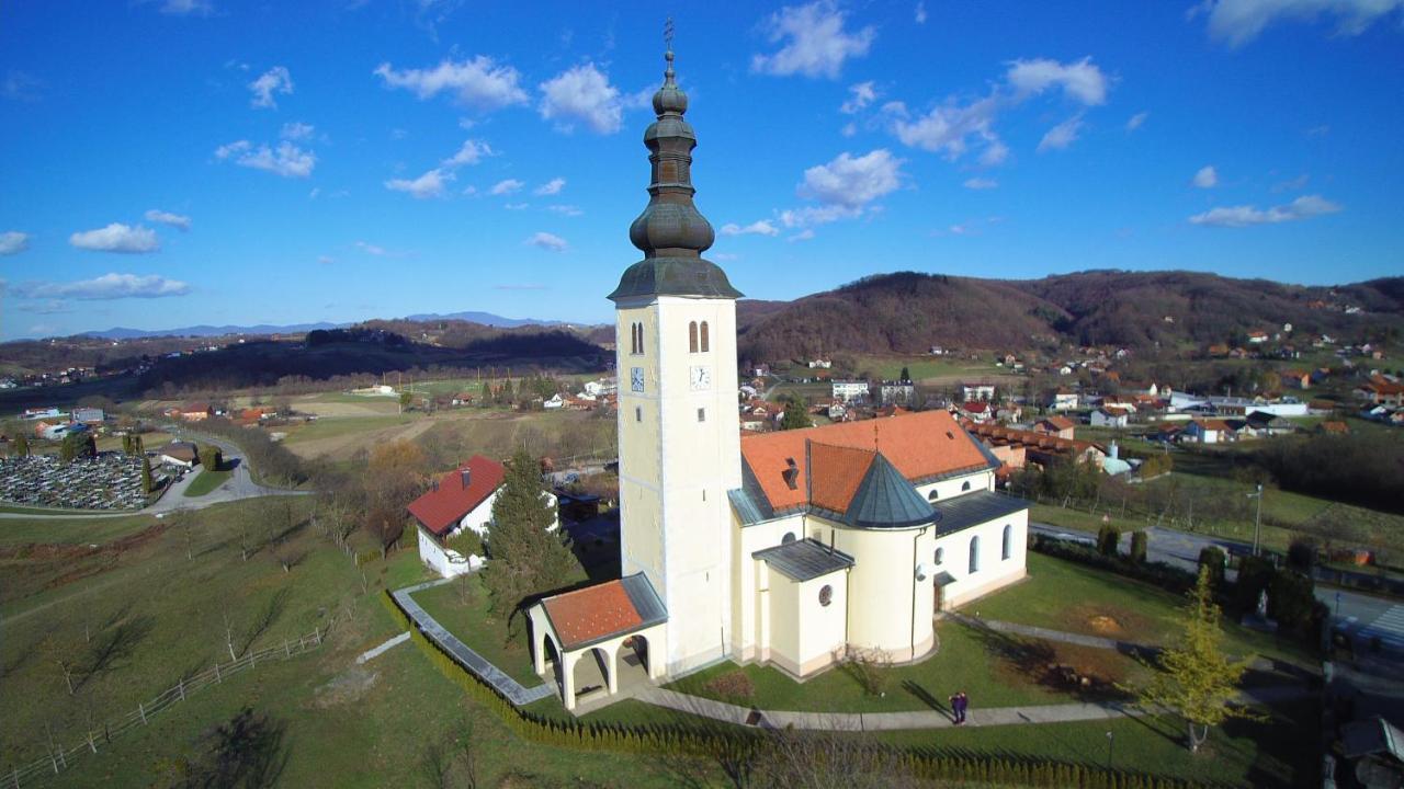 Holiday Home Hizica V Plavem Trnacu Gornja Stubica المظهر الخارجي الصورة